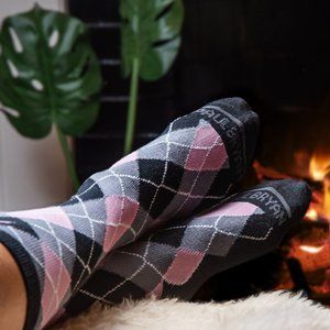 PINK RIBBON MERINO WOOL CREW